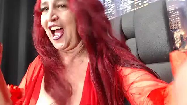 Snapshot of Lucy_mature8 chatting on 07/18/26, 09:51 Lucy mature8 online show from 07/18/26, 09:51