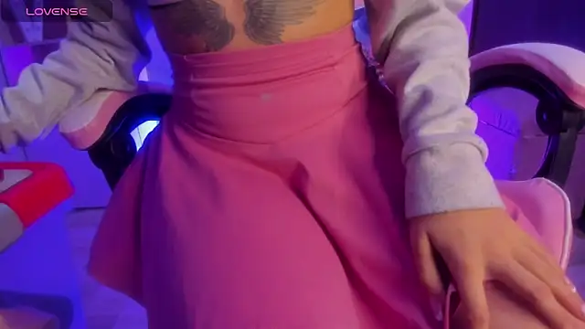 TiffanyBela online show from 01/31/25, 01:22