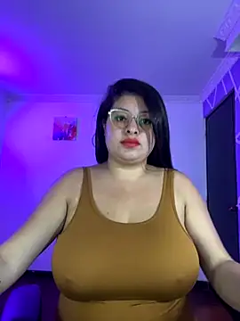 MiiaaJoness online show from 11/21/25, 02:38