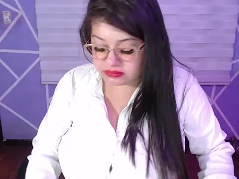 MiiaaJoness online show from 02/05/26, 05:12