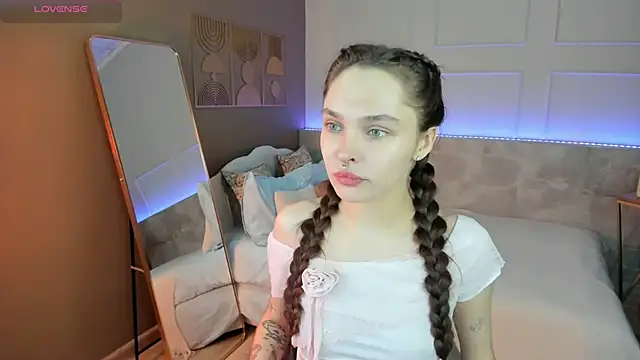 ChloeSunny online show from 05/16/26, 02:16