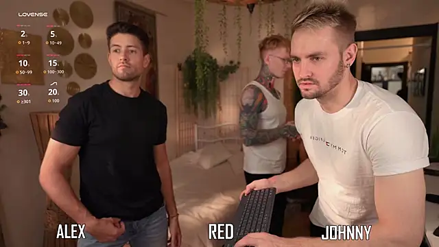 enjoy me online show from 09/15/25, 03:34