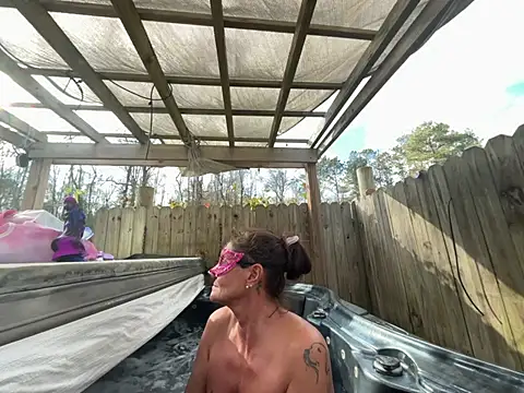 Snapshot of prainxxx22 chatting on 12/31/24, 07:40 prainxxx22 online show from 12/31/24, 07:40