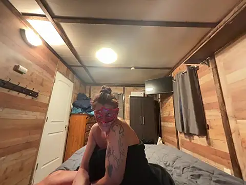 Snapshot of prainxxx22 chatting on 02/19/25, 07:48 prainxxx22 online show from 02/19/25, 07:48