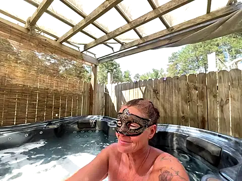 Snapshot of prainxxx22 chatting on 09/24/25, 06:33 prainxxx22 online show from 09/24/25, 06:33