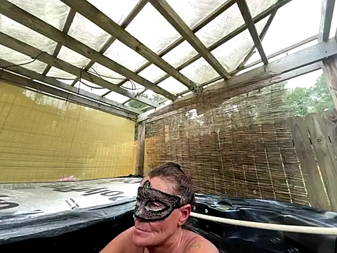 Snapshot of prainxxx22 chatting on 10/08/25, 06:49 prainxxx22 online show from 10/08/25, 06:49