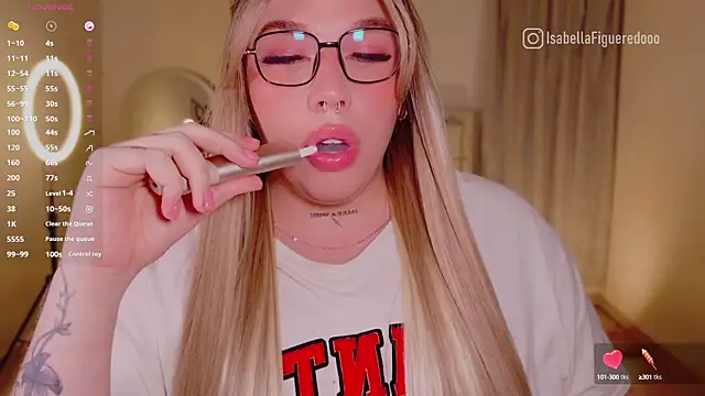 Snapshot of IsabellaFigueredo__ chatting on 01/03/25, 09:36 IsabellaFigueredo   online show from 01/03/25, 09:36