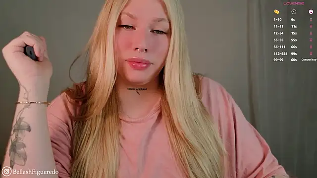 IsabellaFigueredo   online show from 03/30/26, 09:49