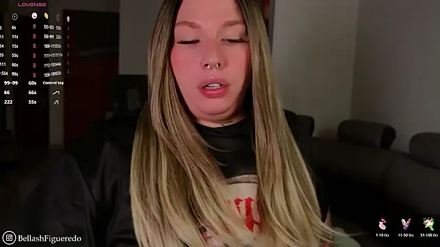 IsabellaFigueredo   online show from 04/08/26, 09:04