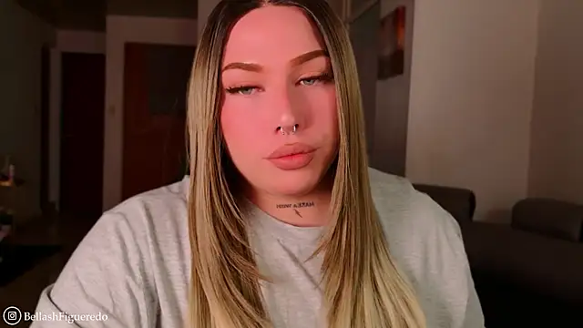 IsabellaFigueredo   online show from 04/16/26, 02:07