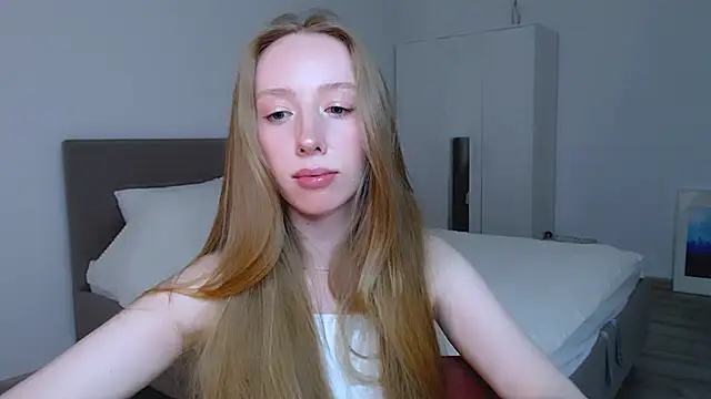 Luna insniity online show from 12/08/24, 02:18