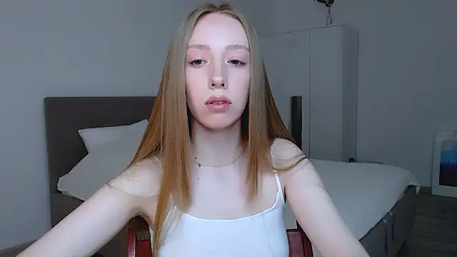 Luna insniity online show from 02/17/25, 06:59