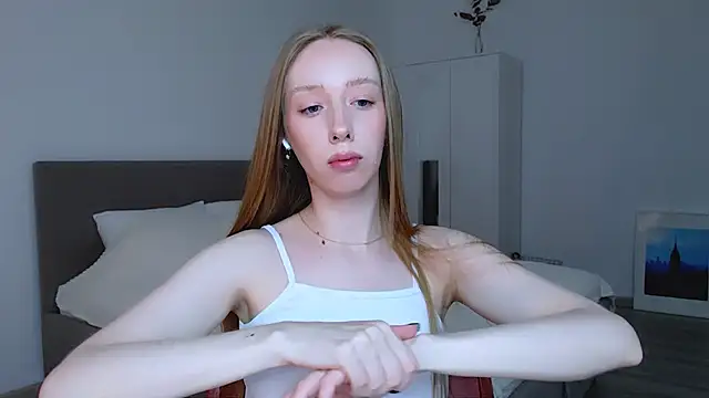 Luna insniity online show from 02/24/25, 07:41