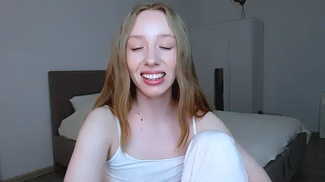 Luna insniity online show from 03/20/25, 06:42