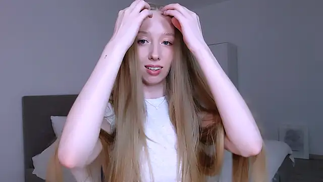 Luna insniity online show from 03/04/26, 09:32