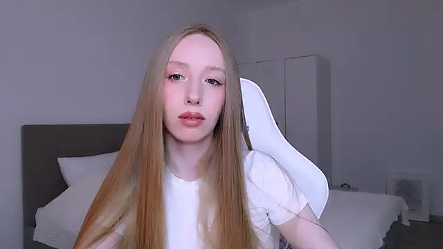 Luna insniity online show from 03/28/26, 08:30