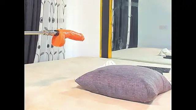 Snapshot of Yummy_squirter chatting on 01/25/25, 05:07 Yummy squirter online show from 01/25/25, 05:07