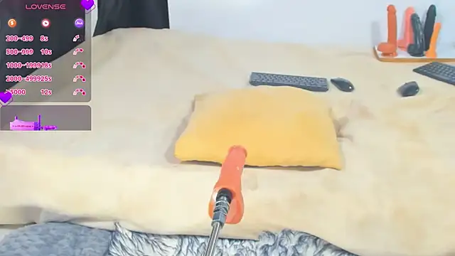 Snapshot of Yummy_squirter chatting on 03/08/25, 01:39 Yummy squirter online show from 03/08/25, 01:39