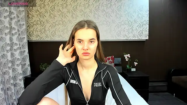 Snapshot of Donna_Evans chatting on 12/04/24, 12:08 Donna Evans online show from 12/04/24, 12:08