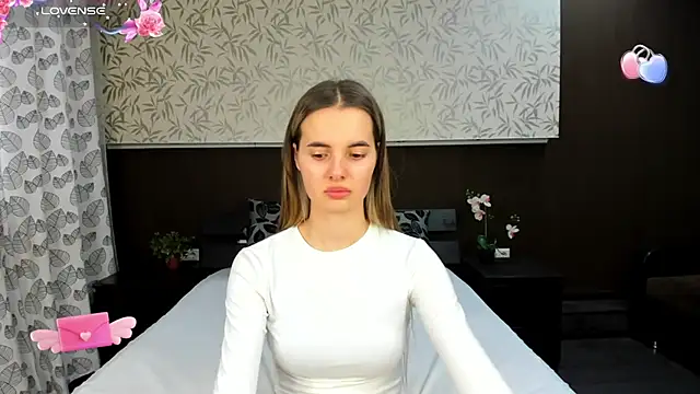 Snapshot of Donna_Evans chatting on 12/04/24, 11:57 Donna Evans online show from 12/04/24, 11:57