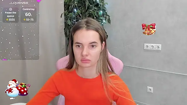 Snapshot of Donna_Evans chatting on 12/15/24, 03:02 Donna Evans online show from 12/15/24, 03:02