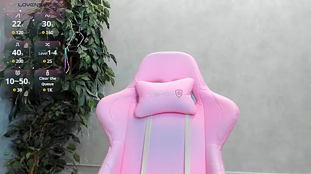 Snapshot of Donna_Evans chatting on 03/20/25, 03:13 Donna Evans online show from 03/20/25, 03:13