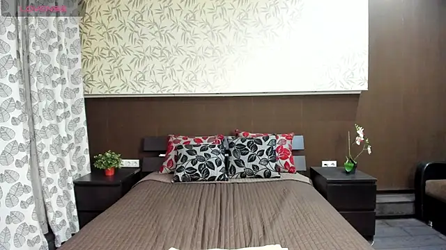 Snapshot of Donna_Evans chatting on 03/21/25, 11:56 Donna Evans online show from 03/21/25, 11:56