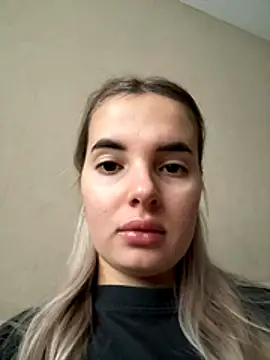 Snapshot of Donna_Evans chatting on 11/07/25, 03:06 Donna Evans online show from 11/07/25, 03:06