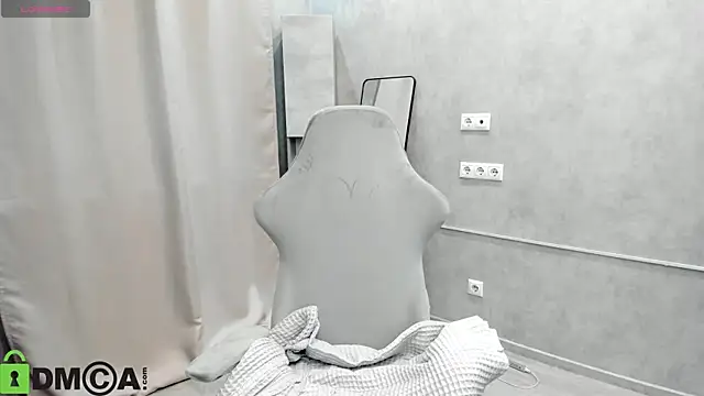 Snapshot of Donna_Evans chatting on 11/10/25, 11:59 Donna Evans online show from 11/10/25, 11:59