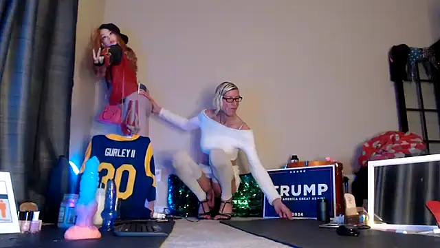 Taylorsexbot online show from 12/23/24, 04:12