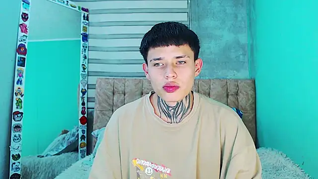 Snapshot of _justinmoon2 chatting on 11/26/25, 03:18 justinmoon2 online show from 11/26/25, 03:18