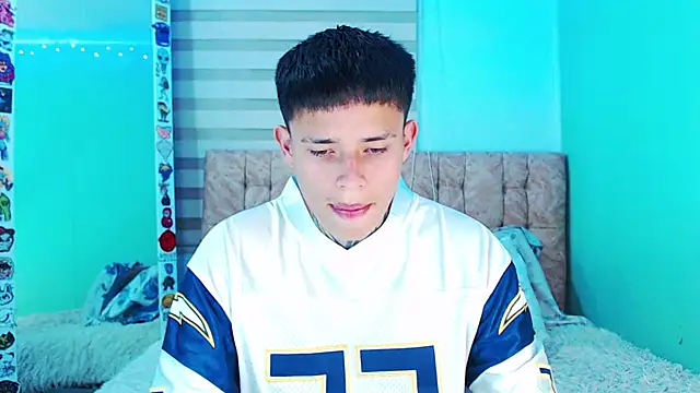 Snapshot of _justinmoon2 chatting on 12/20/25, 01:34 justinmoon2 online show from 12/20/25, 01:34