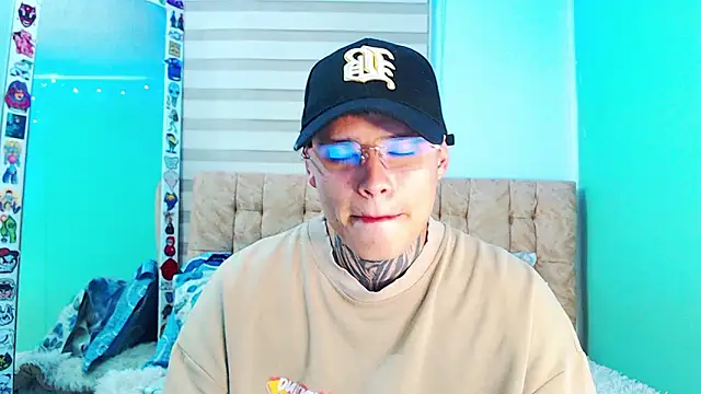  justinmoon2 online show from 02/24/26, 04:32