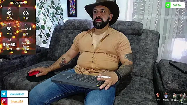 Snapshot of JD-69 chatting on 01/11/25, 07:38 JD-69 online show from 01/11/25, 07:38