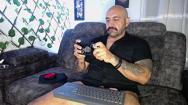 Snapshot of JD-69 chatting on 01/30/25, 02:49 JD-69 online show from 01/30/25, 02:49