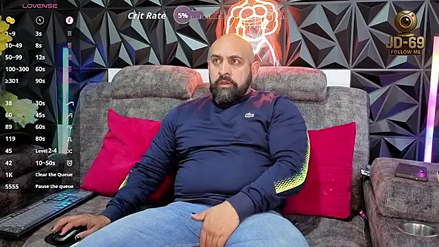 Snapshot of JD-69 chatting on 10/04/25, 07:23 JD-69 online show from 10/04/25, 07:23