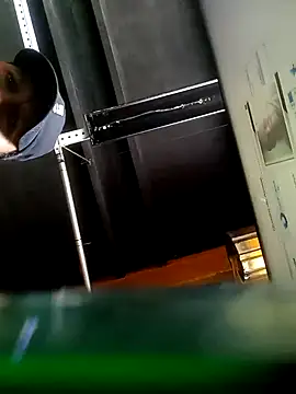 Snapshot of will1980 chatting on 03/16/26, 01:37 will1980 online show from 03/16/26, 01:37