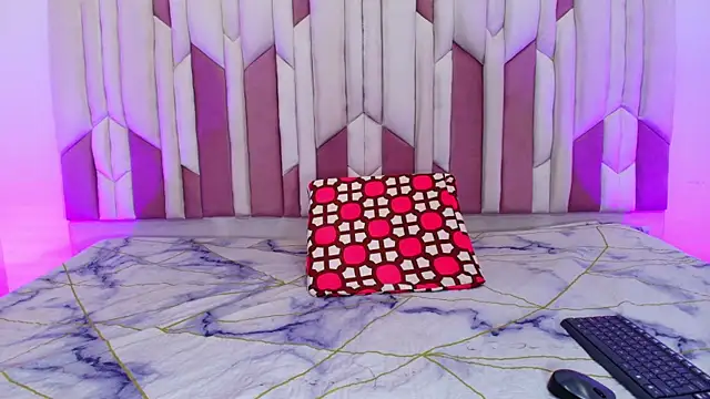 lucyy gray online show from 10/15/25, 03:06