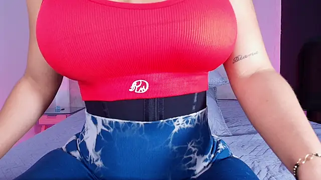 lucyy gray online show from 12/03/25, 03:03