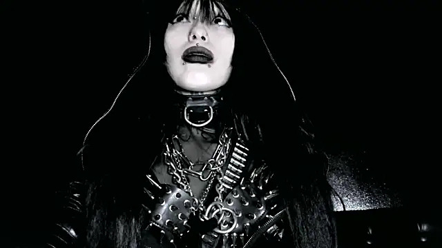 Snapshot of XXIOUX chatting on 03/04/26, 07:36 XXIOUX online show from 03/04/26, 07:36