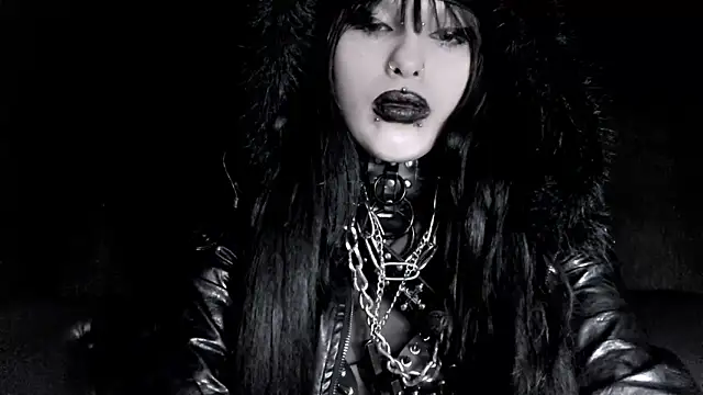 Snapshot of XXIOUX chatting on 03/11/26, 04:46 XXIOUX online show from 03/11/26, 04:46