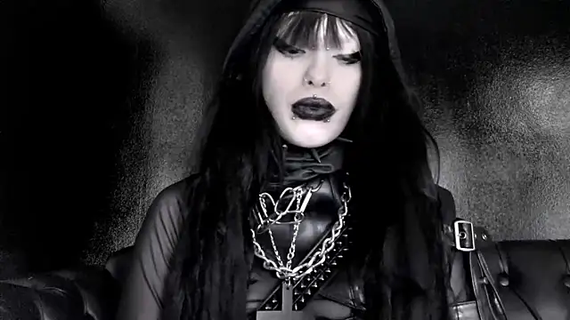 Snapshot of XXIOUX chatting on 03/13/26, 04:13 XXIOUX online show from 03/13/26, 04:13