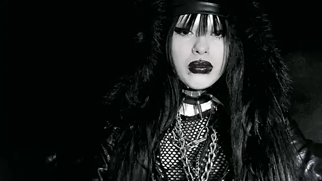 Snapshot of XXIOUX chatting on 03/20/26, 07:30 XXIOUX online show from 03/20/26, 07:30