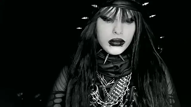 Snapshot of XXIOUX chatting on 03/27/26, 10:09 XXIOUX online show from 03/27/26, 10:09