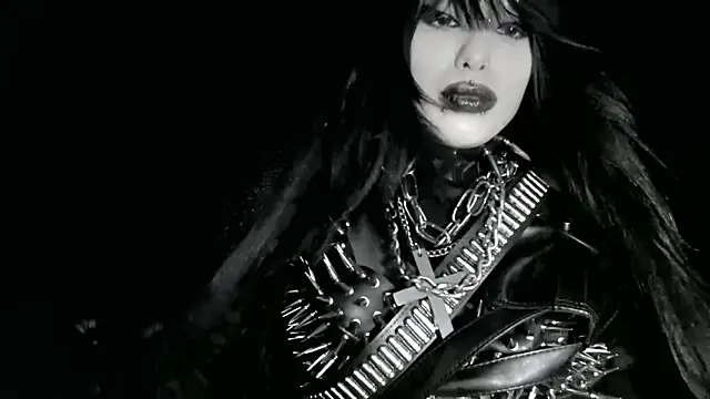 Snapshot of XXIOUX chatting on 04/03/26, 05:49 XXIOUX online show from 04/03/26, 05:49