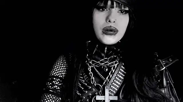 Snapshot of XXIOUX chatting on 04/09/26, 06:30 XXIOUX online show from 04/09/26, 06:30