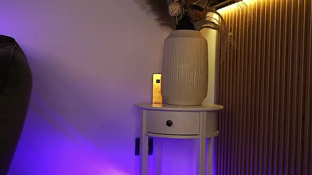 KimyBroox online show from 09/18/25, 08:55