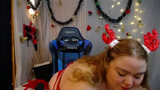 Snapshot of julia_sweet_1 chatting on 12/25/24, 07:14 julia sweet 1 online show from 12/25/24, 07:14