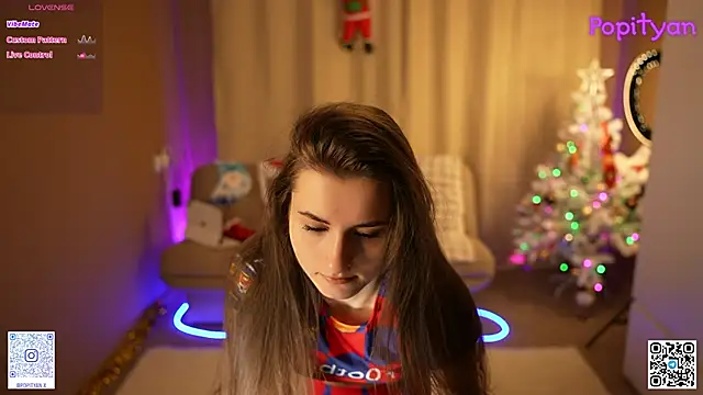 Snapshot of popityan1 chatting on 12/20/25, 02:18 popityan1 online show from 12/20/25, 02:18