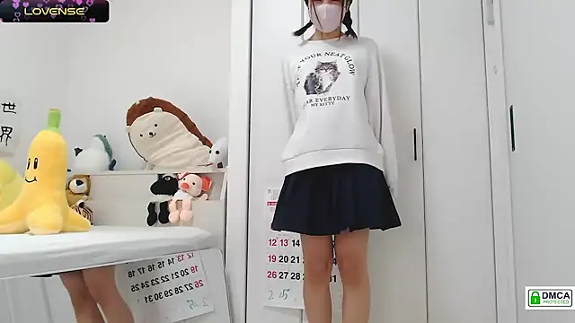 SUZU  online show from 01/15/25, 03:11